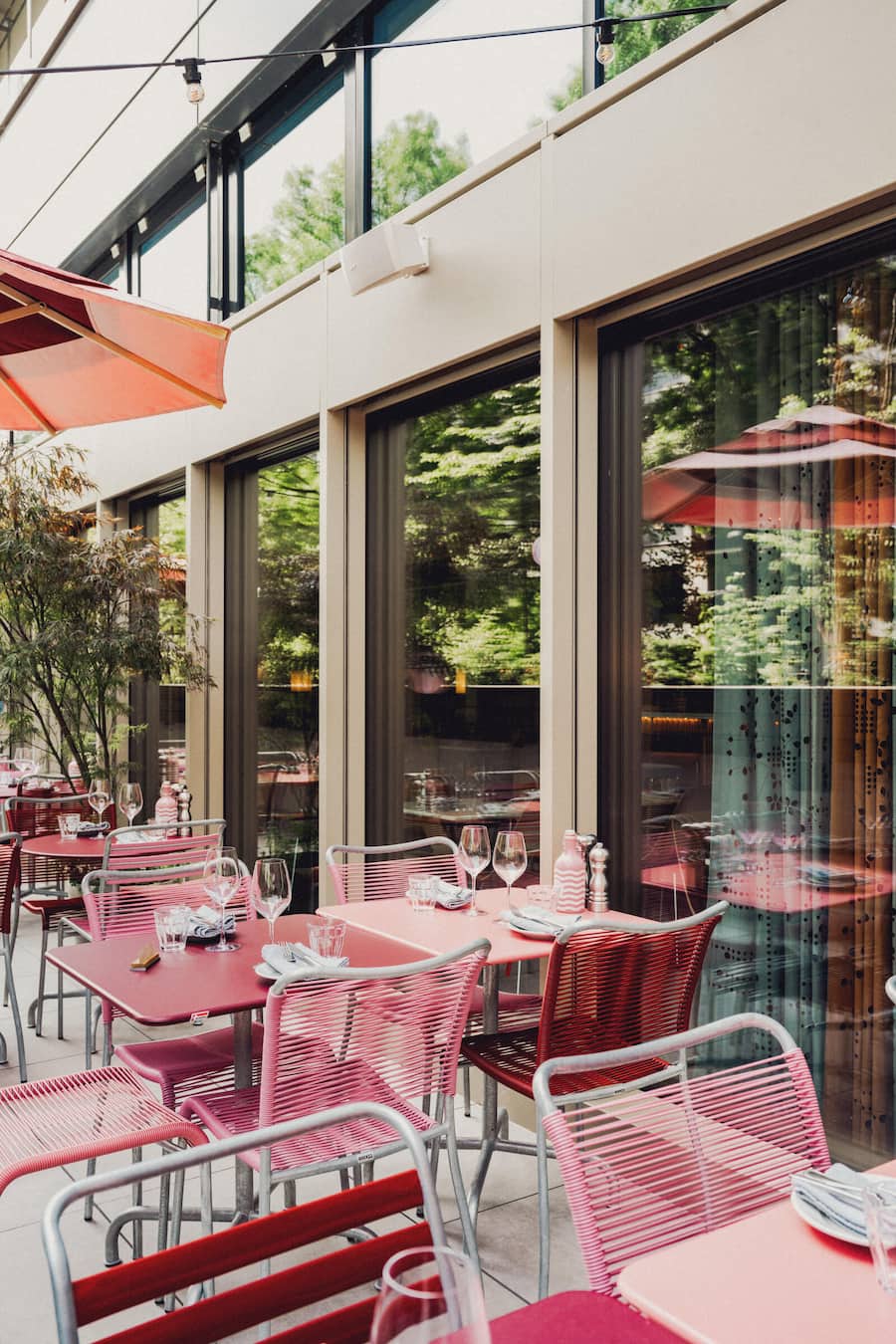 GMC 2025 - 25 Hours Hotel Zürich West eröffnet Pool, Spritz-Bar und neues Konzept Ribelli