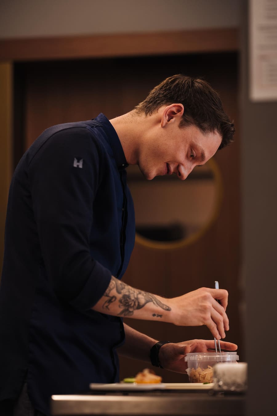 IGNIV Andermatt - Valentin Sträuli, Chefkoch - Mai 2025 - Copyright Olivia Pulver