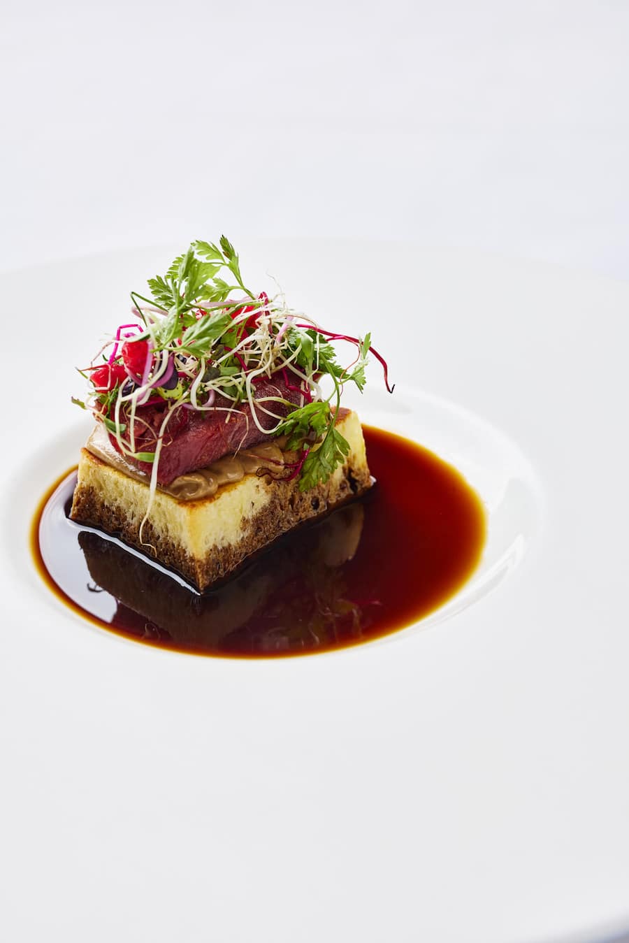 Tartelette mit Pilz-Consommé