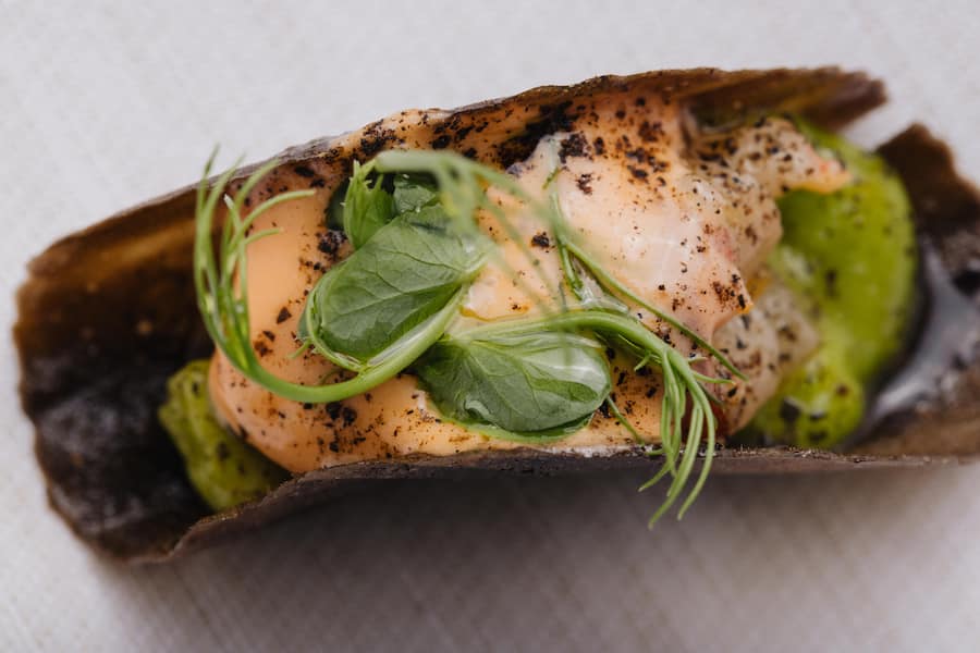 Bunter Reigen von kleinen Genüssen,Fourhander Schlaschek & Hunziker for UBS, Château Attisholz, Attisholzstrasse 3, 4533 Riedholz, 18. Juni 2025, Copyright Roy Matter