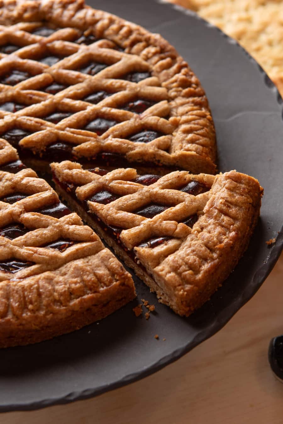Die Himbeerkonfi für die berühmte Linzertorte ist ebenfalls hausgemacht.