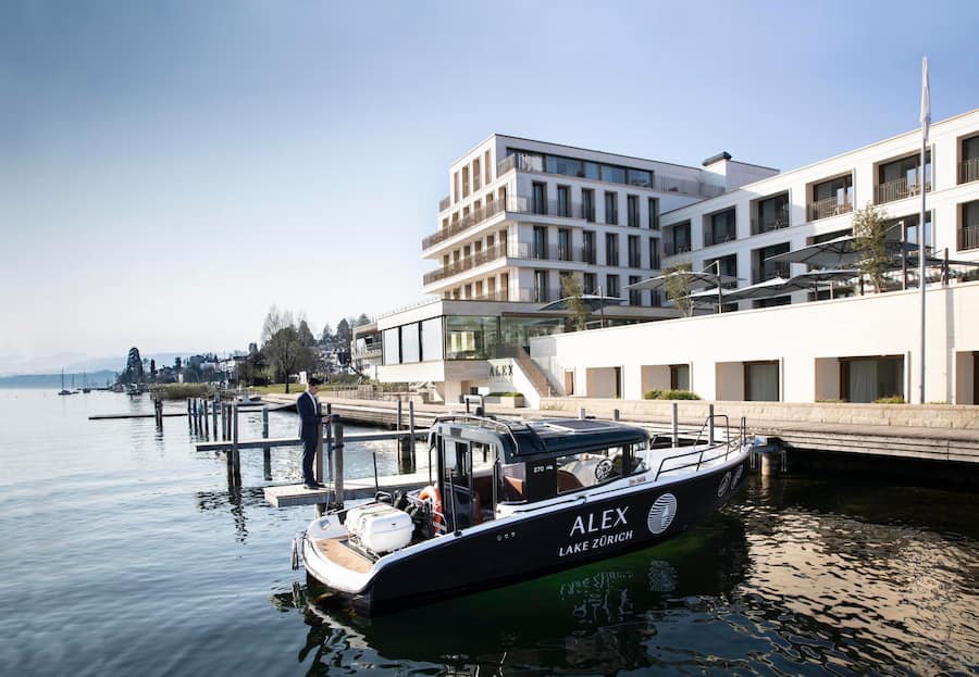 Hotel ALex Lake Zurich Bootssteg