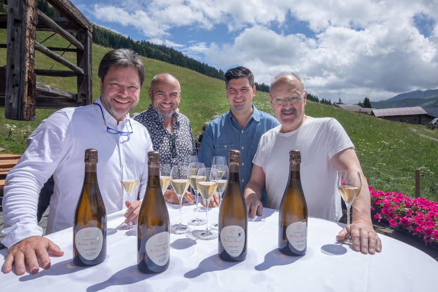 Weinfreaks unter sich: v.l. Geny Hess, Ueli Kellenberger, Stefano Petta, Daniel Gantenbein.