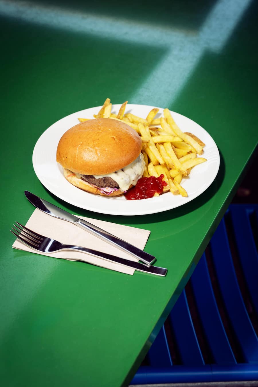 GM_Böni tranchiert_Zoo Zürich_Angus Beef Burger