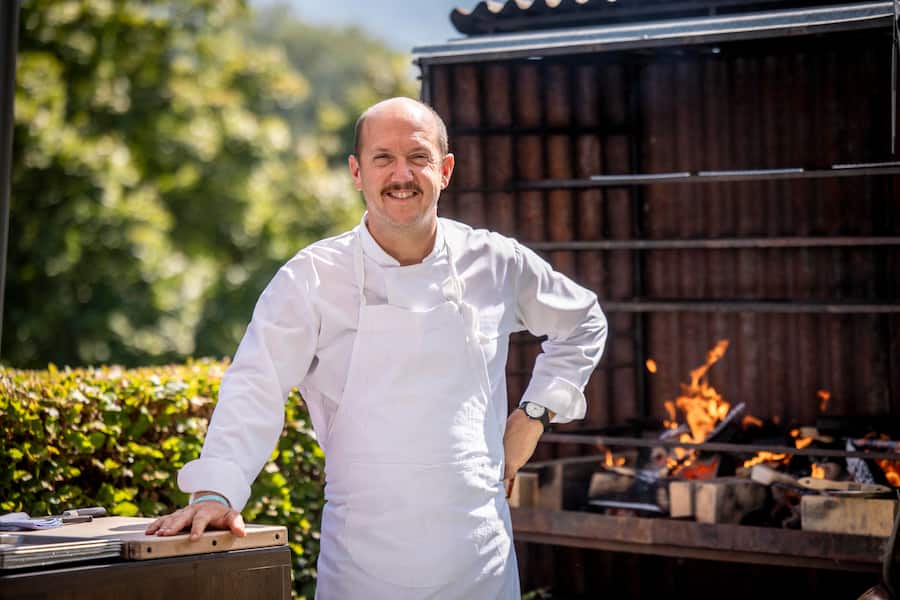 Hat seinen Garten in Cerniat (FR) in einen Jus gepackt: Starchef Nicolas Darnauguilhem.