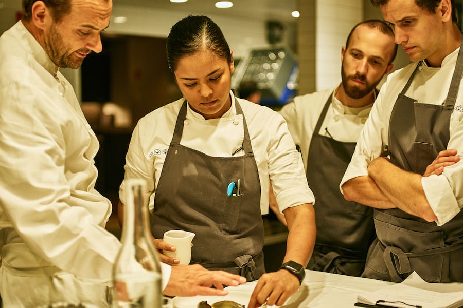 Humm Küche mit Kollegen