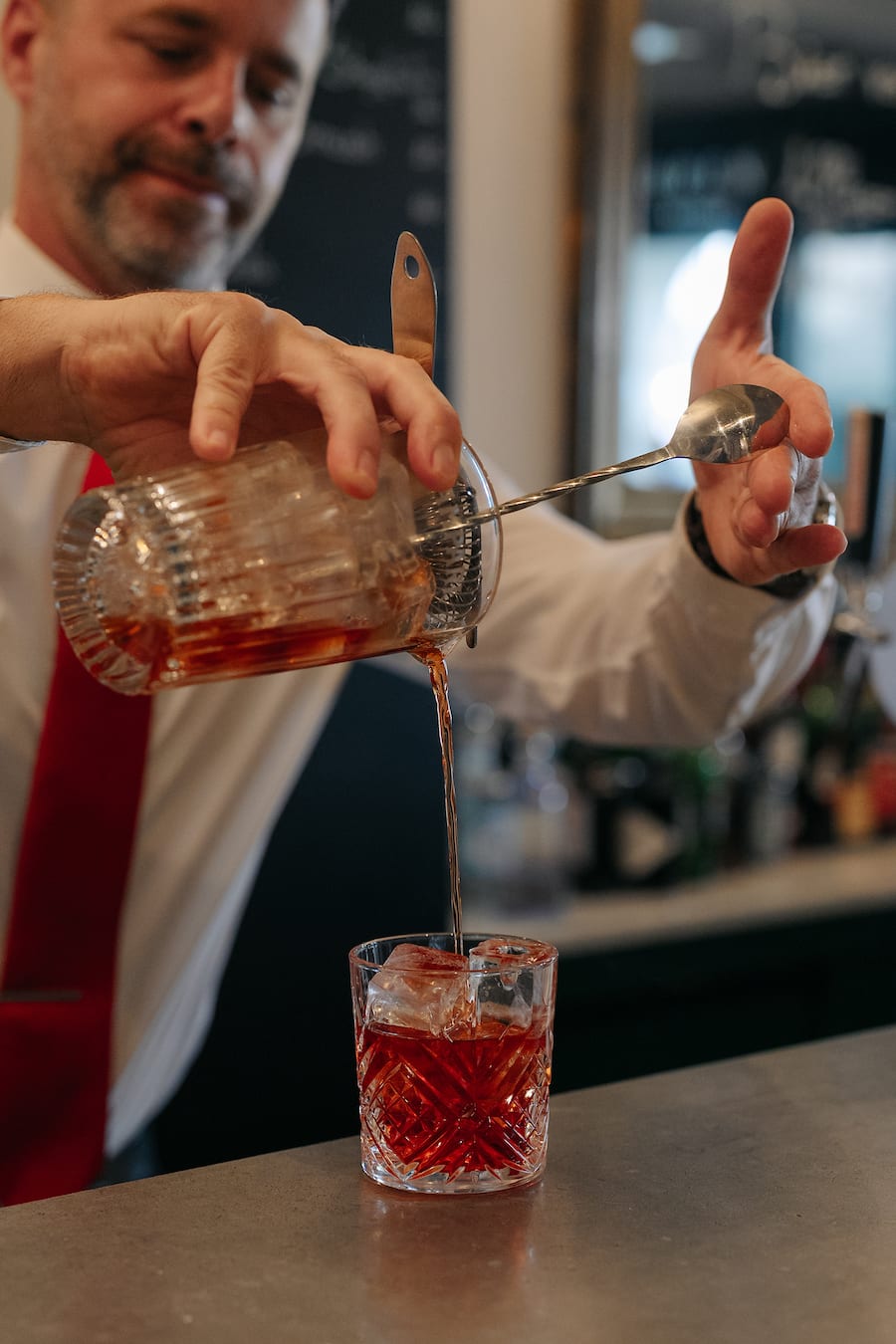 Zubereitung Negroni - Lorenzini Bern -Bindella - 13. August 2025 - Copyright Olivia Pulver