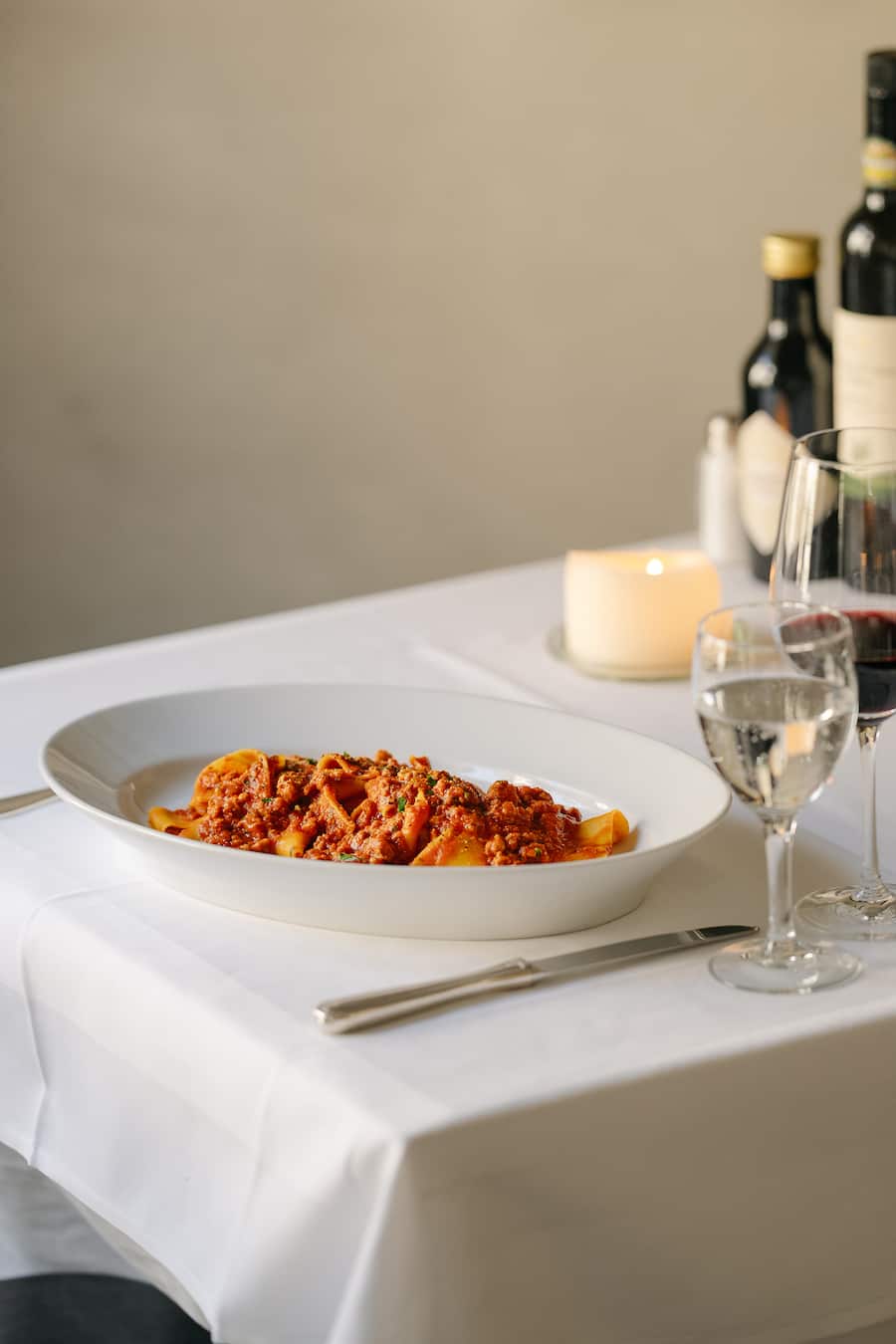 pappardelle al sugo «Lorenzini»: Pappardelle an hausgemachter Hackfleischsauce - Lorenzini Bern -Bindella - 13. August 2025 - Copyright Olivia Pulver