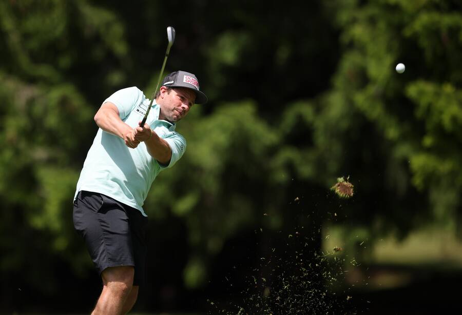 Beat Feuz Swiss Ski Golf Trophy 2022 in Lenzerheide Copyright