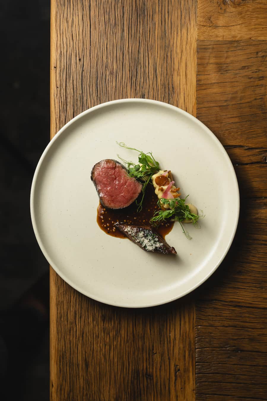 Mercedes-Benz, Genusstour, Chateau de Raymontpierre, Guy Ravet, Schweizer Grand-Cru-Rind, Pastinake, Schwarzer Knoblauch