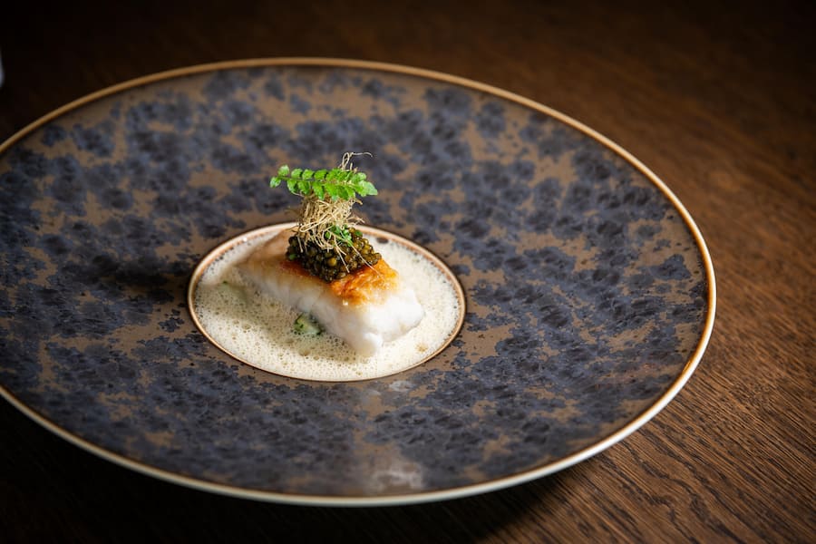 Japanische Dorade mit Dashi und Kaviar von D.Sato und F.Toffalon kochen