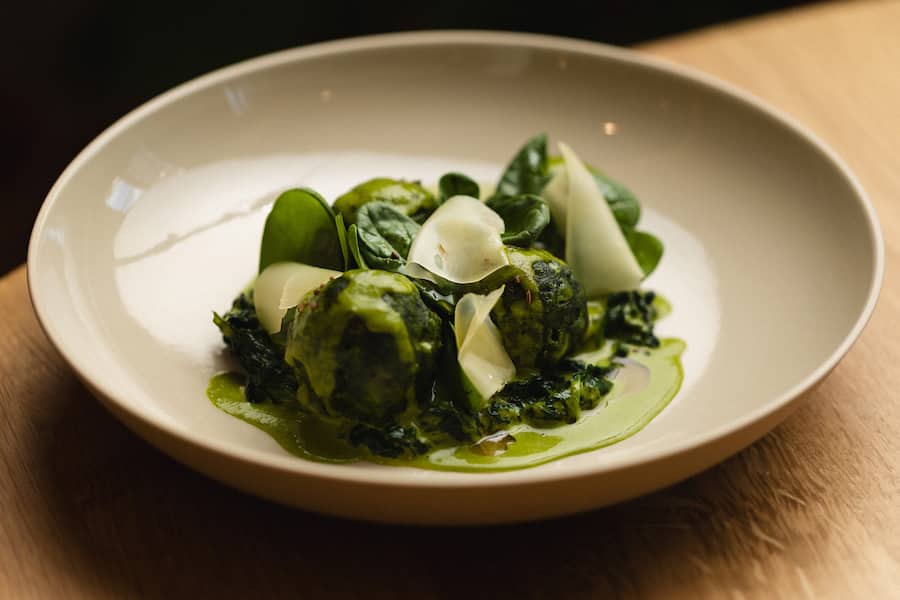 Tanja Grandits, Restaurant Schlüssel, Oberwil, Spinatknödel, Bergkäse, Wiesenkümmel