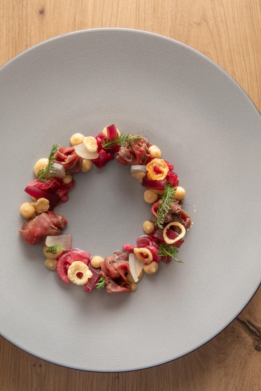 Wyberg-Wild-Büffet / 3 Rehcarpacio hausgeräuchert / mit Zwiebeln