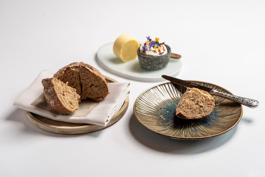 Brot by Dietmar Sawyère, im Restaurant Kreuz in Dallenwil