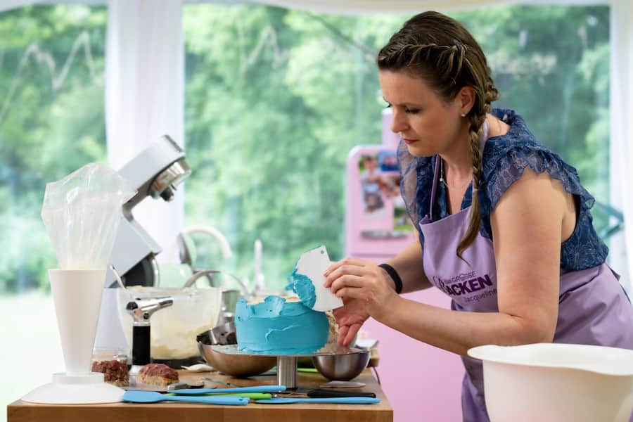 g: Titel: Das groÃe Backen; Staffel: 13; Folge: 5; Person: Jacqueline; Copyright: Joyn/Claudius Pflug; Fotograf: Claudius Pflug;