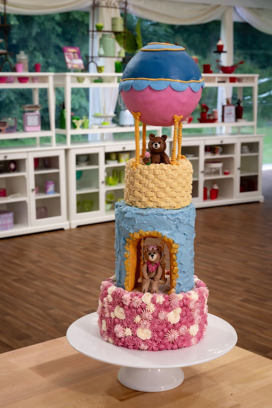 Das grosse Backen,A Jacqueline Schweizer