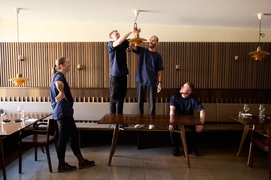 v.l.n.r Petra Christen, Fyan Bohnen, Manuel Zaugg, Julian Streit, Du Bourg, 22. Juli 2025, Burggasse 12, Biel