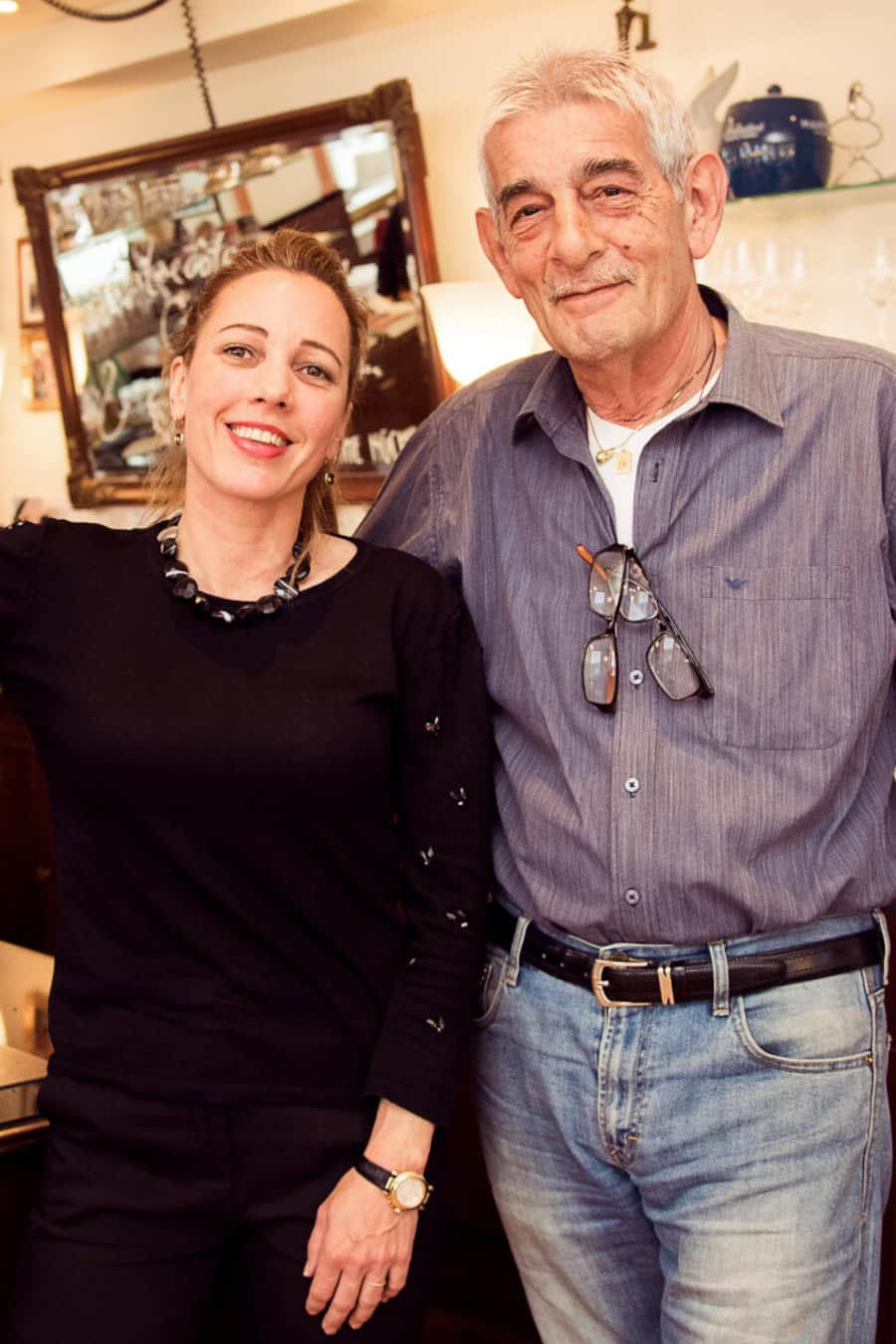 Gastgeberin Nadja Scherrer, mit Richard Beaudoux.
