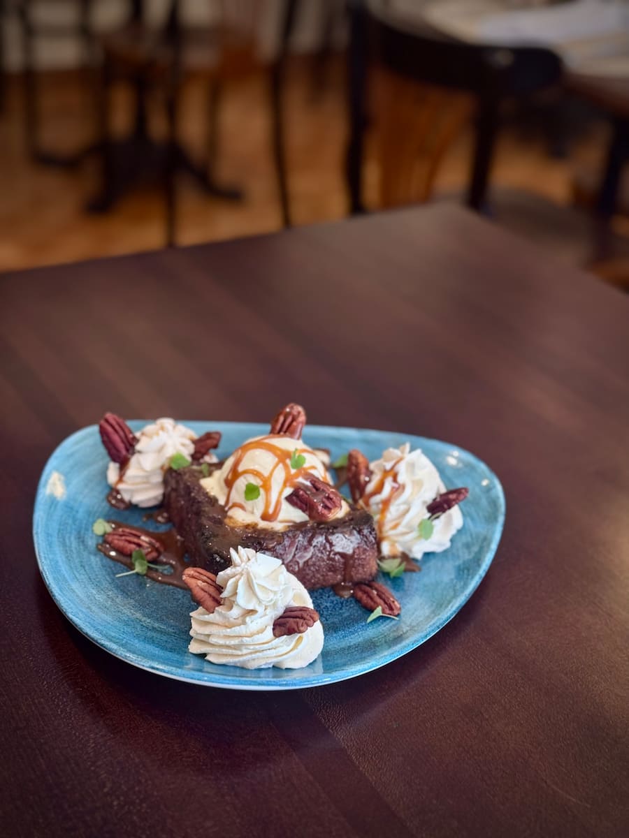 GAULTMILLAU-CHANNEL-GENEVE-LE-DIX-VINS-CAROUGE