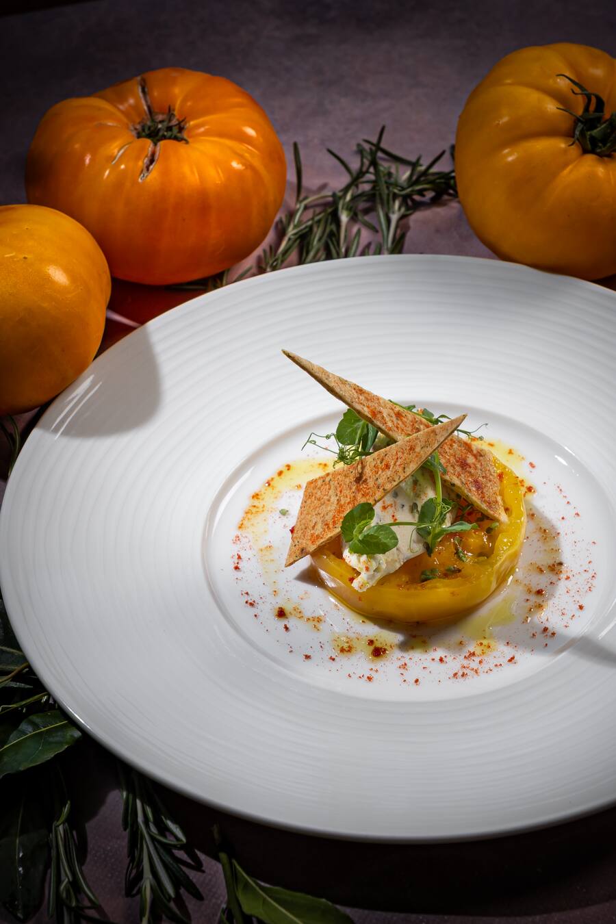 Gegrillte Ananas-Tomate & Ziegenkäsecreme.