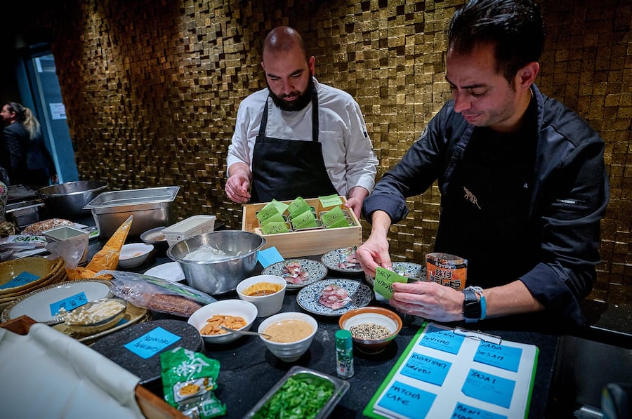 Zermatt, le 20 et 21 octobre 2025, Au Schweizerhof le team des cuisinier de la MuNa, font une masterclass afin dâélaborer la nouvelle carte des différents établissements du Groupe Rebier © sedrik nemeth