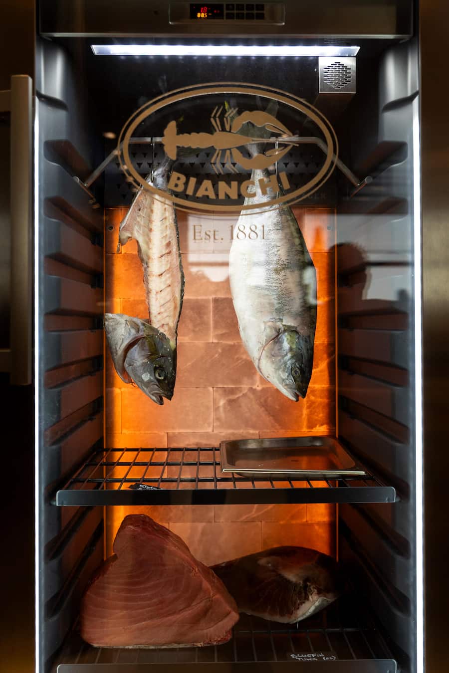 Dry Aged Fish im Hönggerhof Fotografiert am 30.10.2025 Dry Kasten