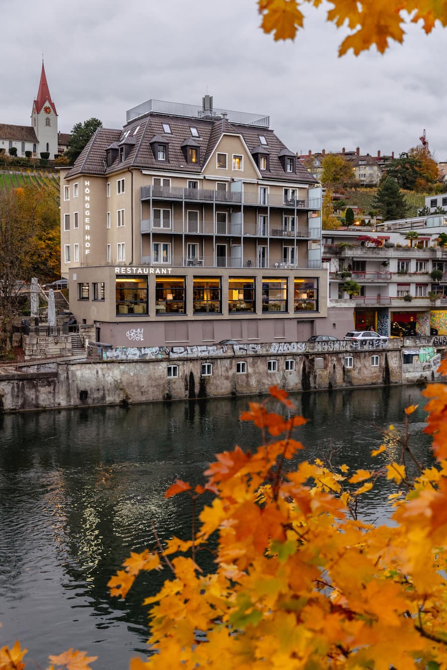 Dry Aged Fish im Hönggerhof Fotografiert am 30.10.2025 Aussenaufnahmen
