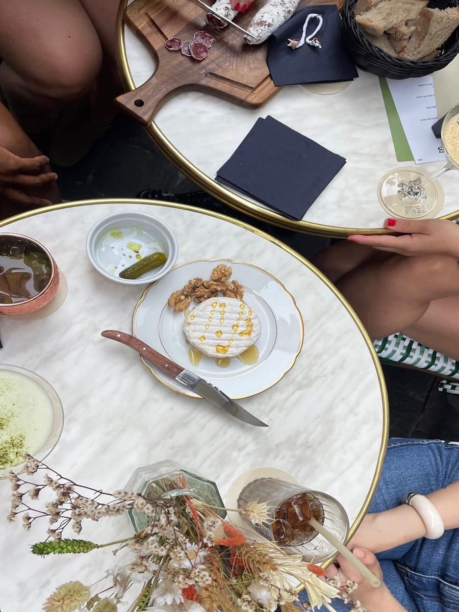 GAULTMILLAU-CHANNEL-GENEVE-CHEZ-JACQUES