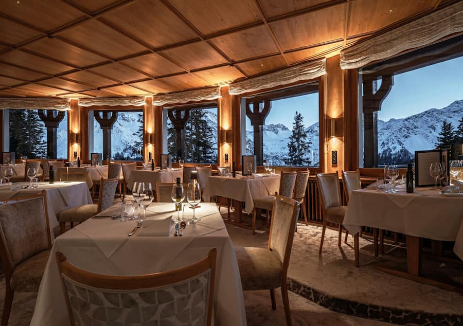 Dinner mit Aussicht: Das «Prätschli» Arosa ist traumhaft gelegen.