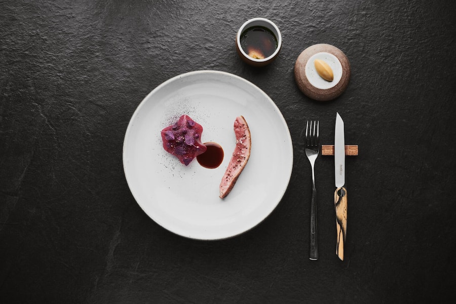 Hungarian duck aged for seven days and smoked in hay - Restaurant Sühring - Bangkok - HO via Restaurant