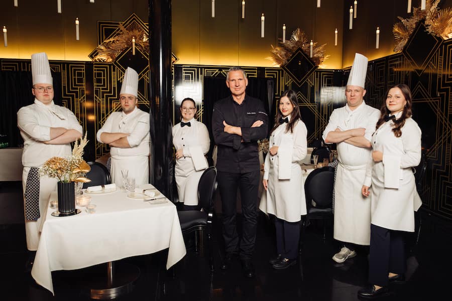 Patrick Hinterberger, Francesco Fazio, Leah Schnider, Heiko Nieder, Sophia Bloem, René Kilian, Vladana Oljaca - «The Grand Heritage» Pop-Up von Heiko Nieder - The Dolder Grand - Zürich - November 2024 - Copyright Olivia Pulver