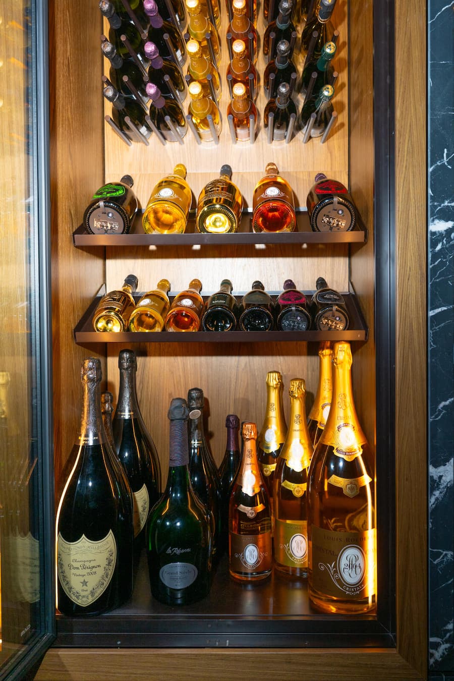 Billionair im Hotel Kempinski St. Moritz.