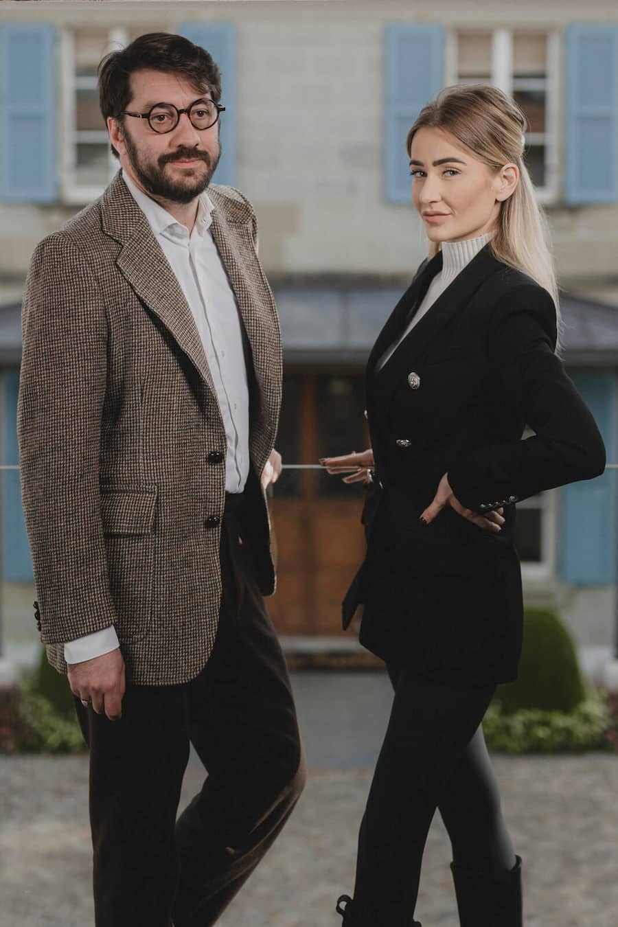 Sarah Stäubli und Arnaud Bachelin von der Teemarke Chanoyu posieren am Mittwoch, 19. November 2025, in Prangins. (© Gabriel Monnet) Arnaud Bachelin und Sarah Stäubli - Chanyou Tee