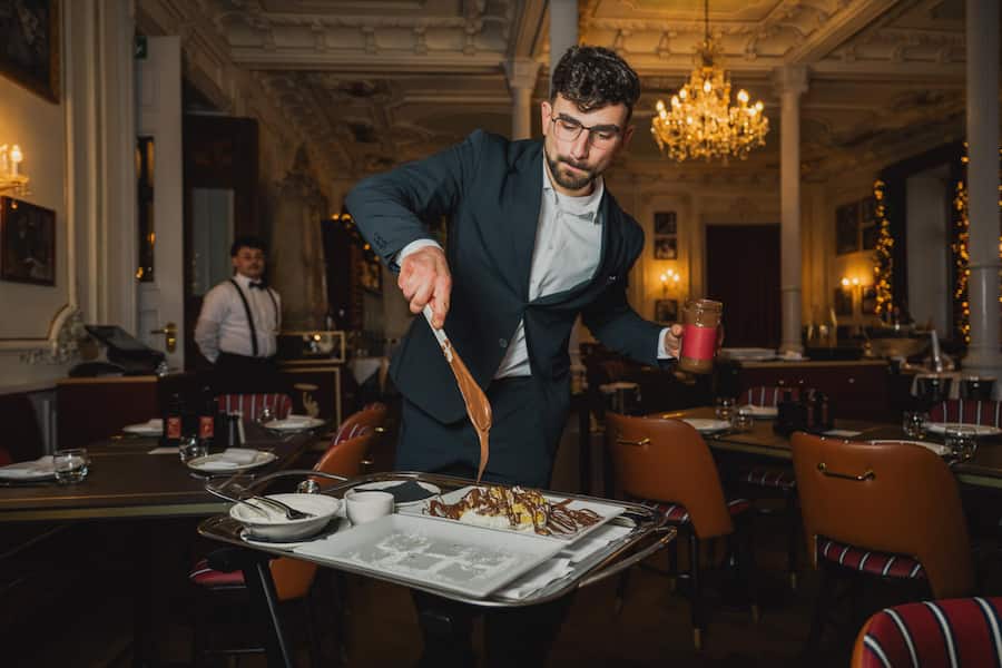 Crazy Pizza im Hotel Kempinski St. Moritz