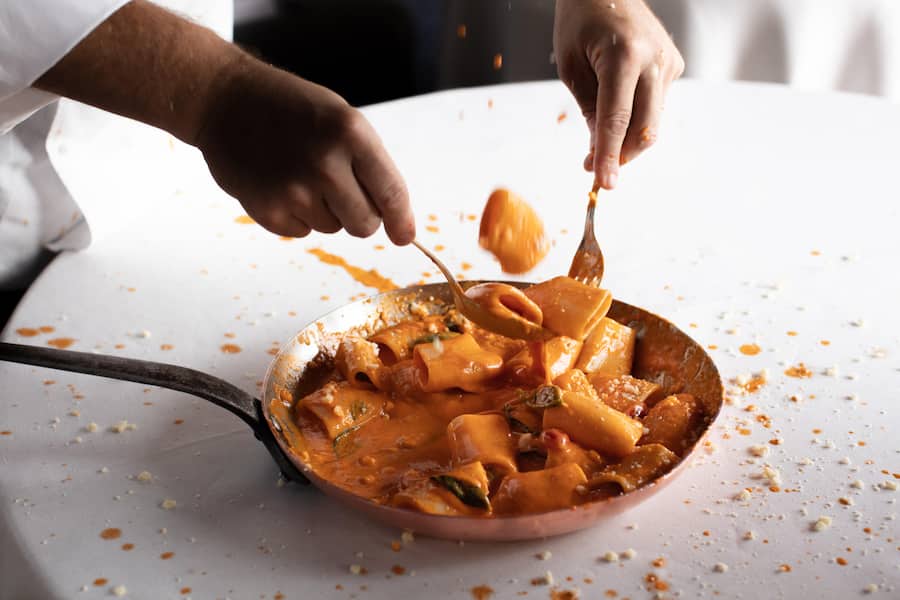 Signature Paccheri, Da Vittorio, italienisches Restaurant in Bergamo, Italien, IT © HO Bylines Fotografen/Innen