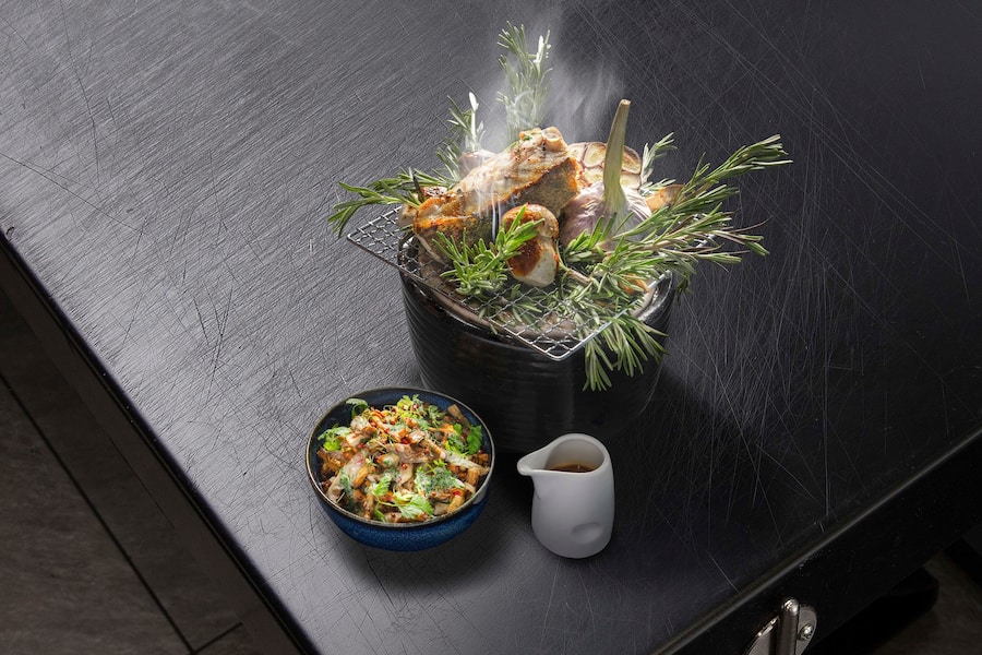 GAULTMILLAU-CHANNEL-GENEVE-CHEZ-PHILIPPE