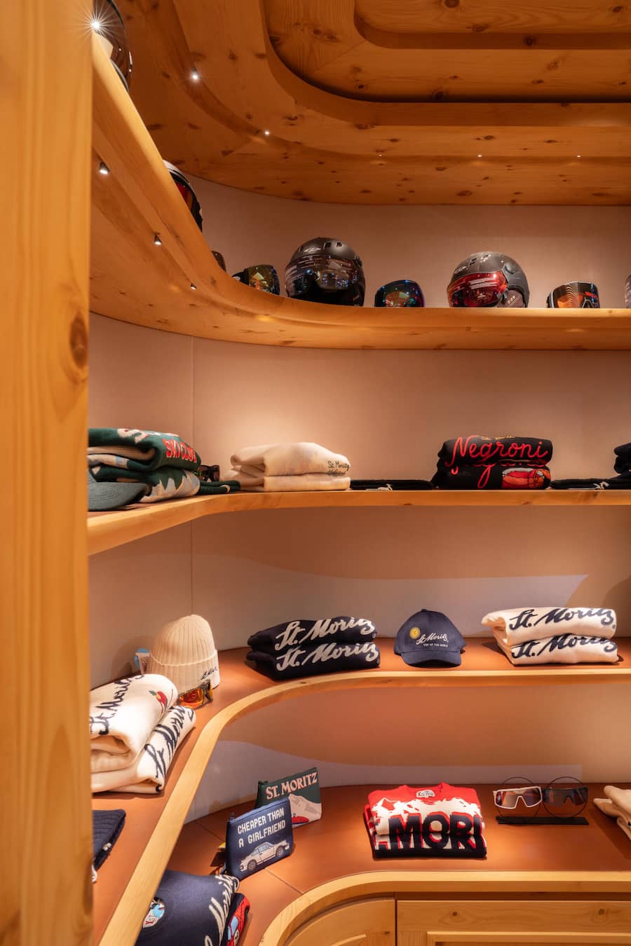 Kulm Alpine Sports Lounge & Boutique, Kulm Hotel, St. Moritz