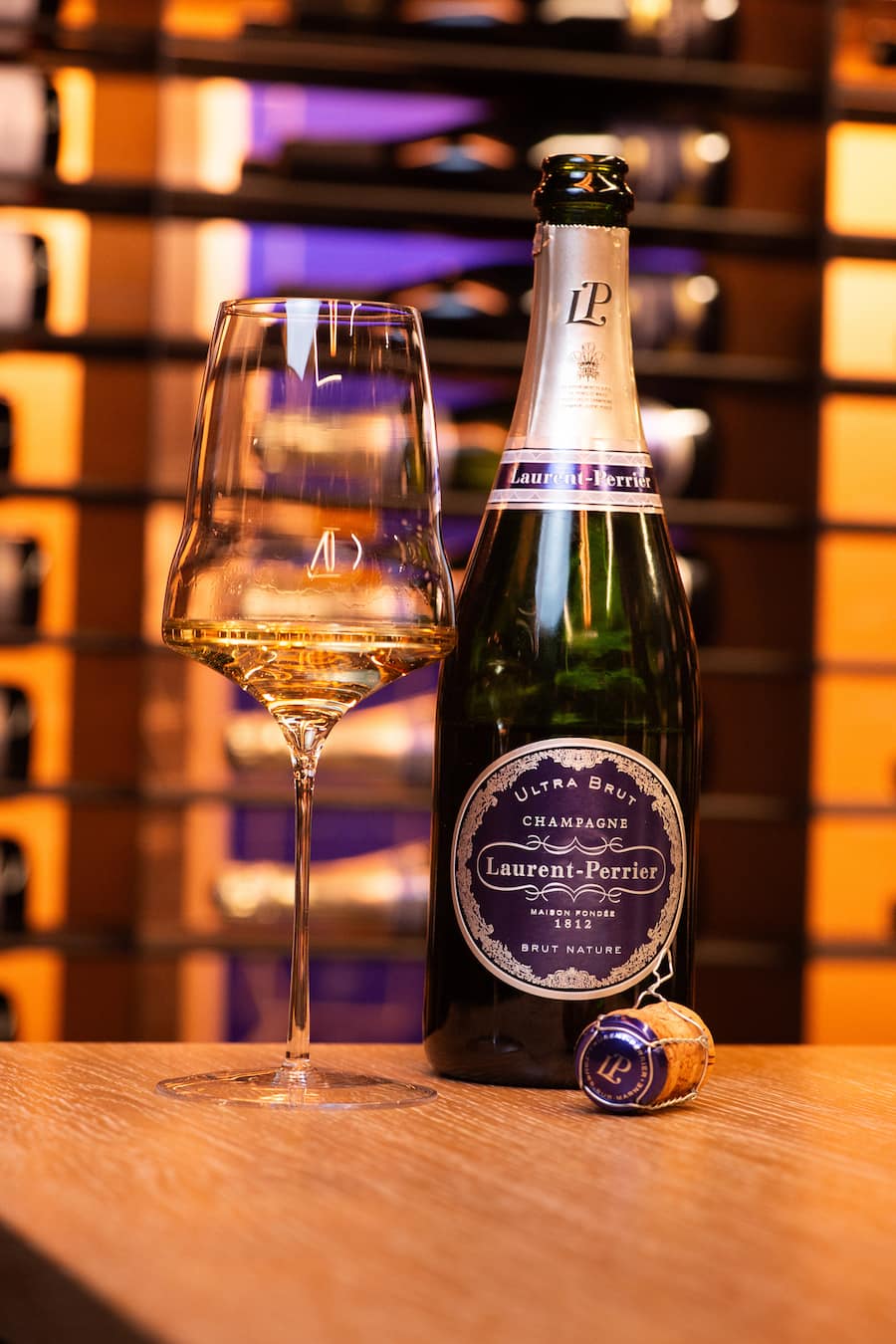 Restaurant Corso St Gallen, Champagner-Story Laurent Perrier, St. Gallen, 18. Dezember 2025 mit Geschäftsführer Gastronomie Markus Schenker, Chef de Service/Leiterin Events Lenka Schenk, Sous-Chef Alexander Gruel (gestreifte Schürze) und Chef de Service/Sommelier Jonathan Mettler