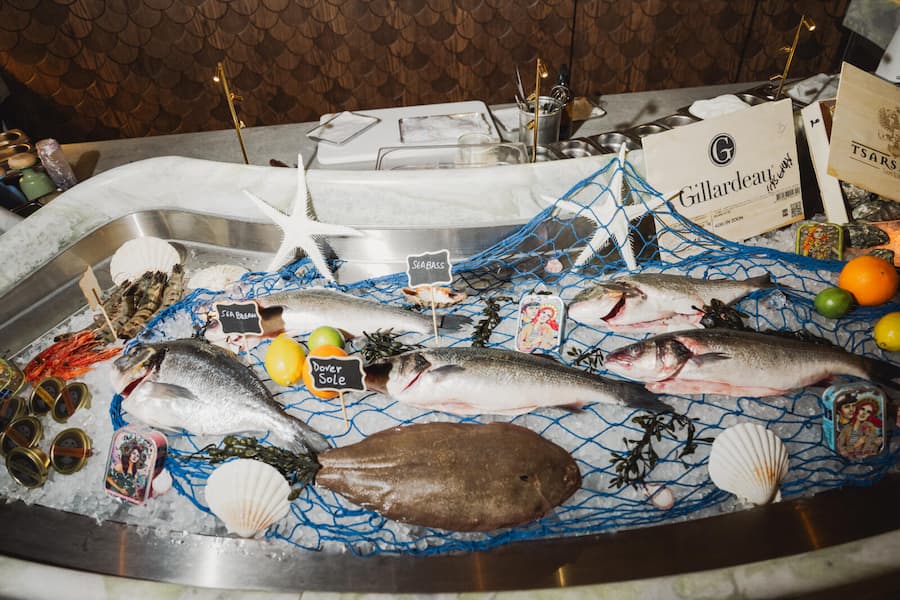 Das greichische Restaurant Neora im Hotel Kempinski St. Moritz