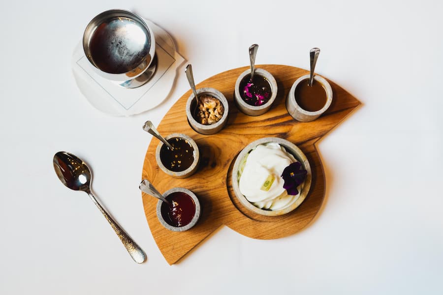 Das greichische Restaurant Neora im Hotel Kempinski St. Moritz