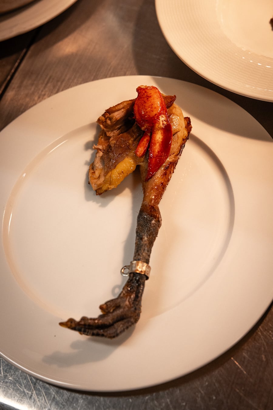 22.01.2026, St. Moritz GR, Grand Hotel Suvretta House, Poularde Homardine (photo by Remy Steiner for Gault Millau)