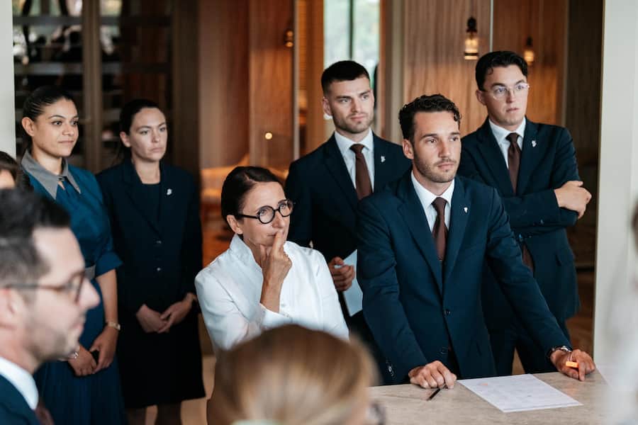 Anne Sophie Pic mit ihrem Team.