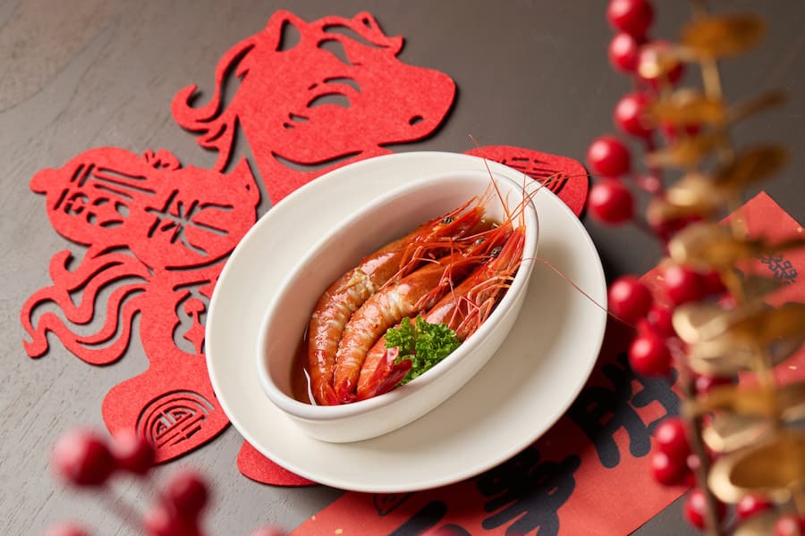 China-Küche im Mandarin Oriental Zürich: Langustine in Shaoxin-Reiswein. Chef Park Xing aus Shanghai ist zu Gast.