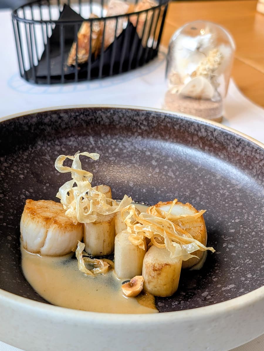 Les Montagnards broc