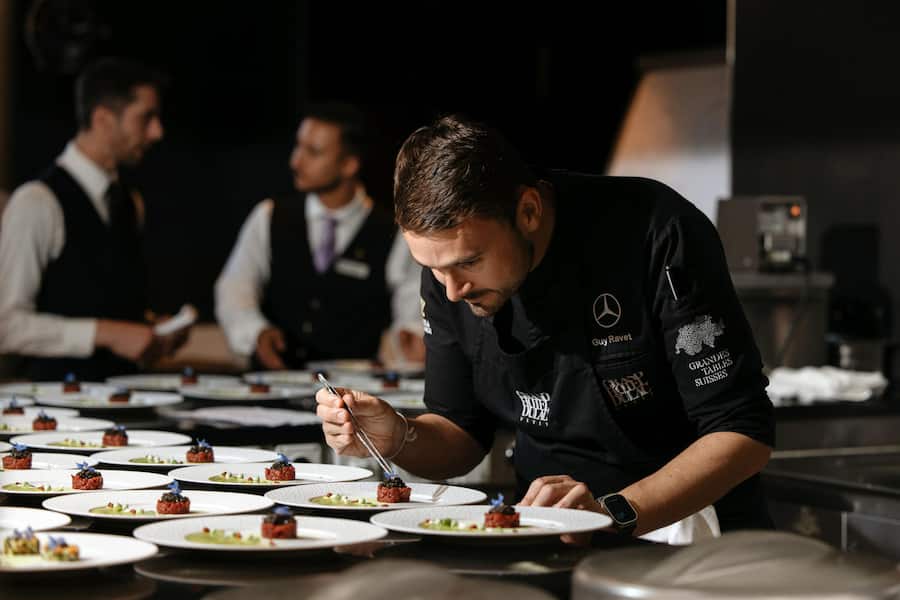 Guy Ravet im Restaurant Emotions par Guy Ravet, Vevey.