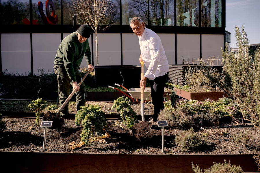 Heiko Nieder im Hotelgarten.