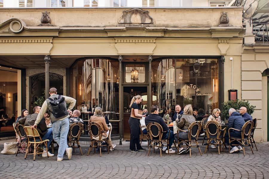 Tapas vom Sternekoch in der trendigen Bar des «De Matos» in Luzern: Bernat Bermudo Rodriguez steigt bei Oscar ein.