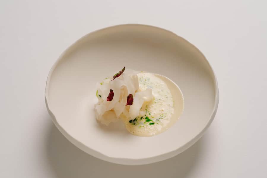 NADINE: 3. Hecht | Räbe | Bärlauch - UBS 4-Hands-Dinner Pascal Steffen, Nadine Stadelmann, Roots Basel - Maerz 2026 - Copyright Olivia Pulver