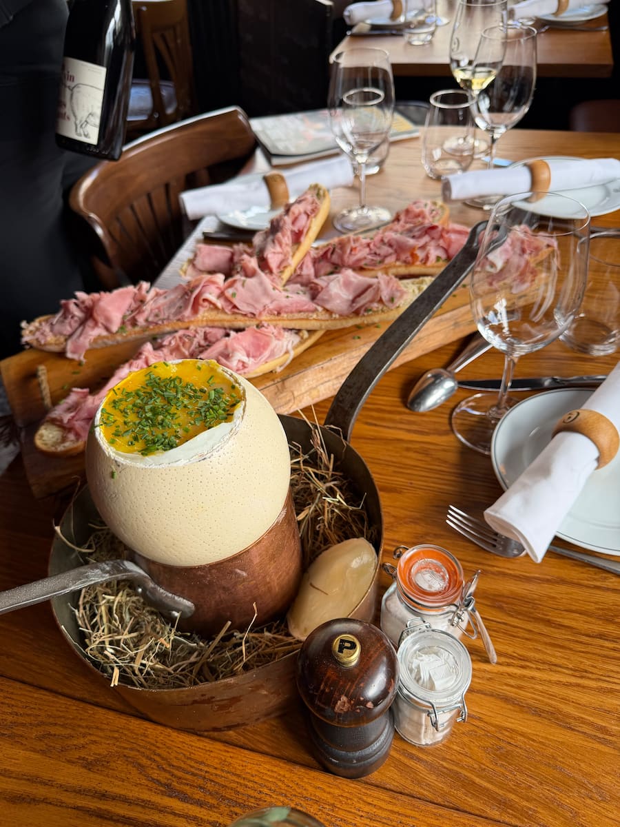 gueuleton œuf autruche