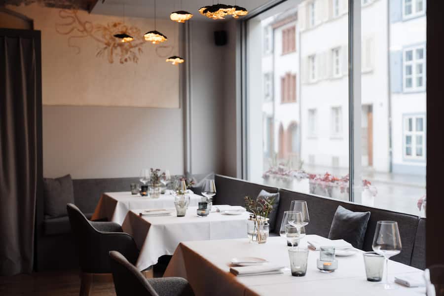 Chef Duc Tran Arrigoni, Sous Chef / Partnerin Maria Vittoria Mascioli - Im Ackermannshof Basel - Februar 2026 - Copyright Olivia Pulver